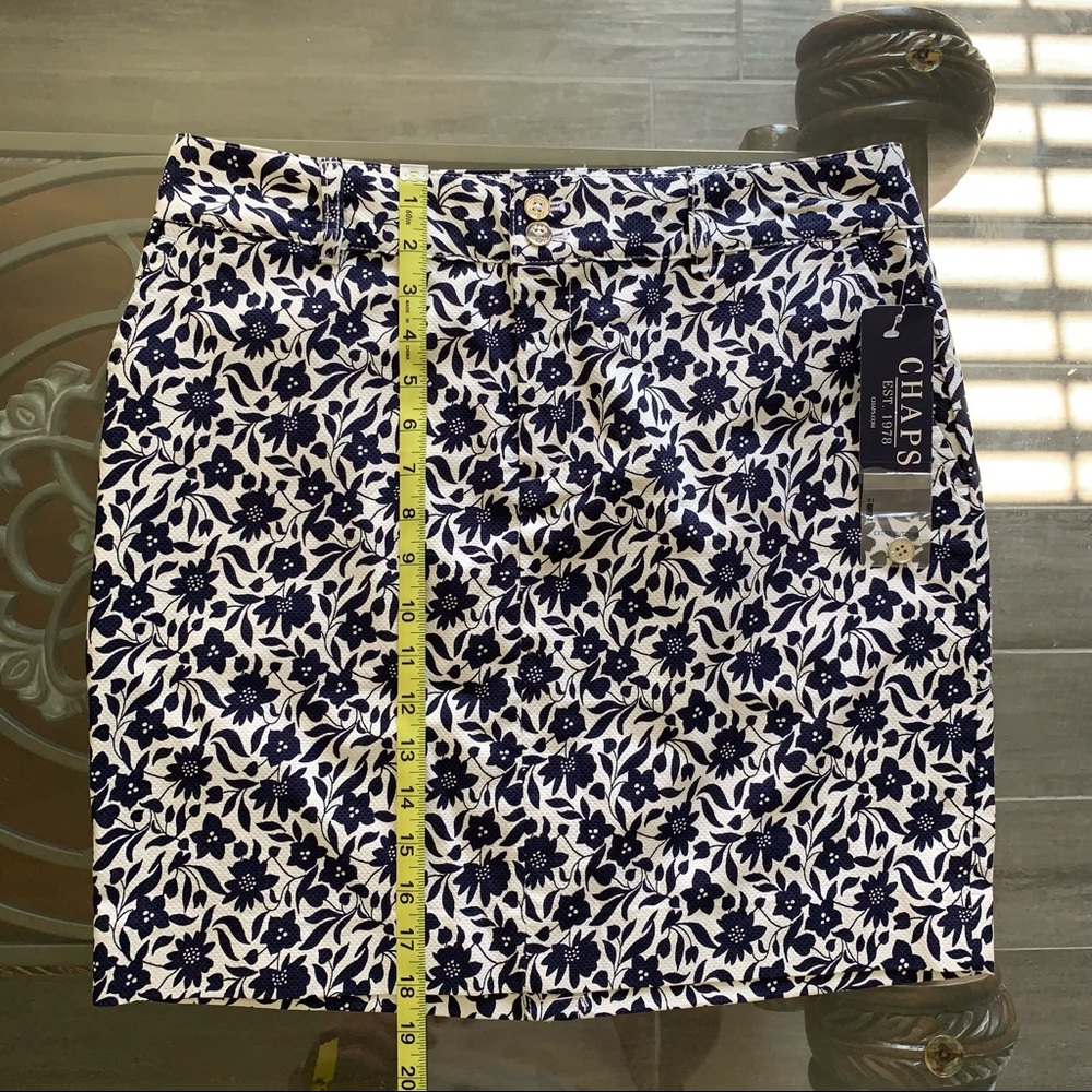 CHAPS FLORAL MINI SKIRT SIZE 10